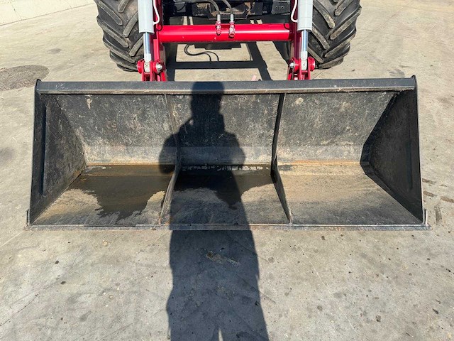 Case - farmall 95u - 4-wheel drive tractor - 2014 - afbeelding 2 van  19