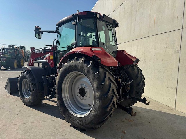 Case - farmall 95u - 4-wheel drive tractor - 2014 - afbeelding 16 van  19