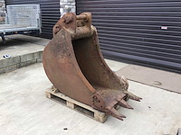 Case 688 grondverzet-emmer - afbeelding 2 van  8