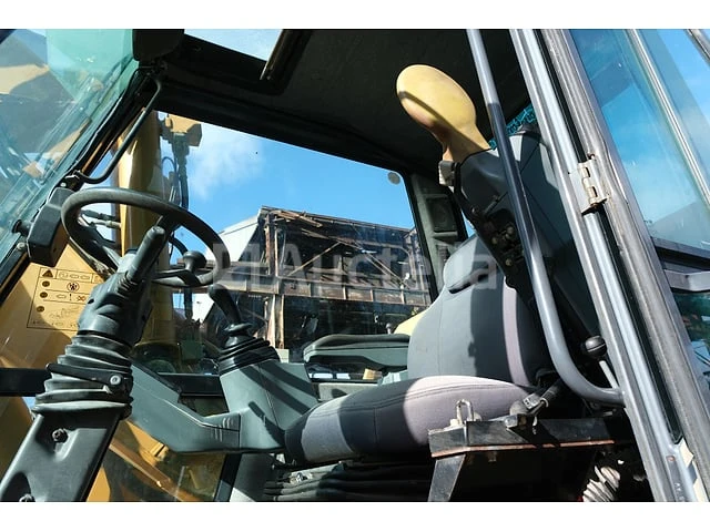 Case 788 compacte wielgraafmachine - afbeelding 7 van  34