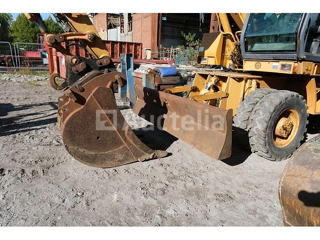 Case 788 compacte wielgraafmachine - afbeelding 1 van  34