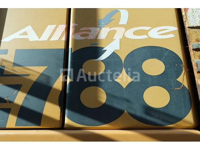 Case 788 compacte wielgraafmachine - afbeelding 21 van  34