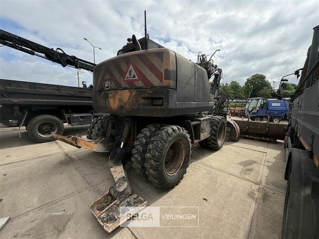 Case bandenkraan – brand-, rook- en/of waterschade, chassis - afbeelding 7 van  20