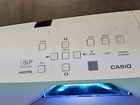 Casio - xj-ut311wn - ultra short throw laser beamer - 4213 uren projectors & projection - afbeelding 2 van  8