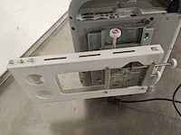 Casio - xj-ut311wn - ultra short throw laser beamer - 4213 uren projectors & projection - afbeelding 7 van  8