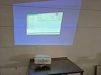 Casio - xj-ut311wn - ultra short throw laser beamer - 4213 uren projectors & projection - afbeelding 8 van  8