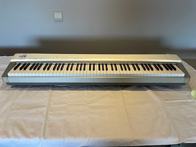 Casio px-130 piano - afbeelding 1 van  4