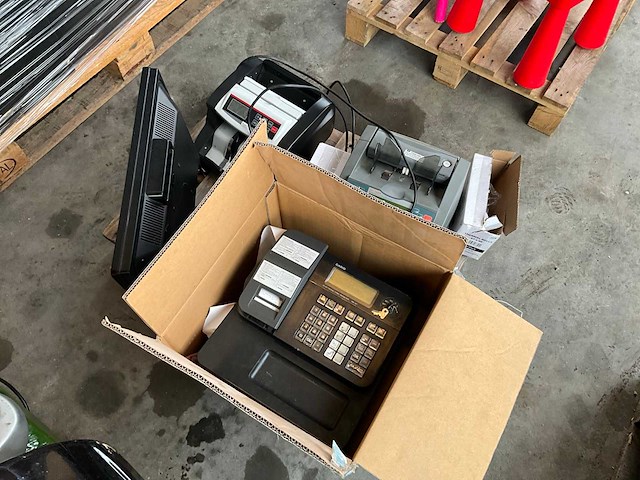 Casio se-g1 kassa register en toebehoren - afbeelding 8 van  14