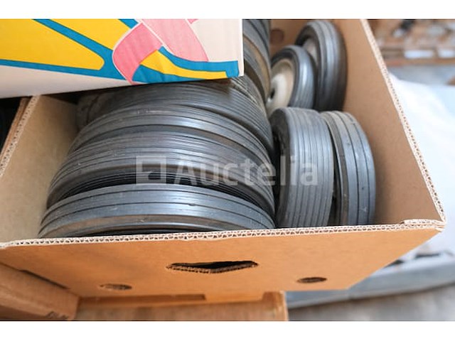 Casters - afbeelding 3 van  10