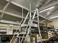 Castiglia mobiele aluminium platformladder. - afbeelding 2 van  6