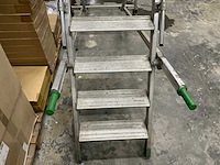 Castiglia mobiele aluminium platformladder. - afbeelding 5 van  6
