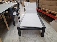 Castle-line - alu ligbed alu ligbed lausanne charcoal mat textilene light grijs - afbeelding 2 van  8