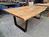 Castle-line interieurtafel boomstam 200 x 100cm massief blad 4cm