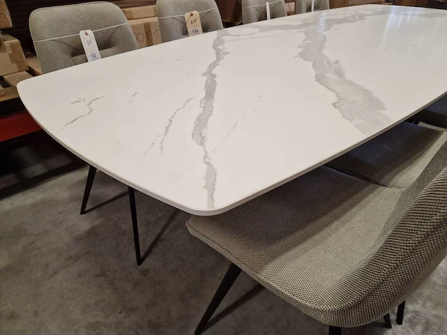 Castle-line keramiek interieurtafel marble white 240 x 100cm met spiderpoot - afbeelding 4 van  5