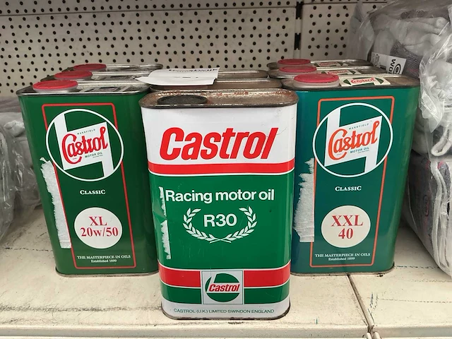 Castrol inhoud 1 liter classic + racing r30 smeermiddel (9x) - afbeelding 1 van  1
