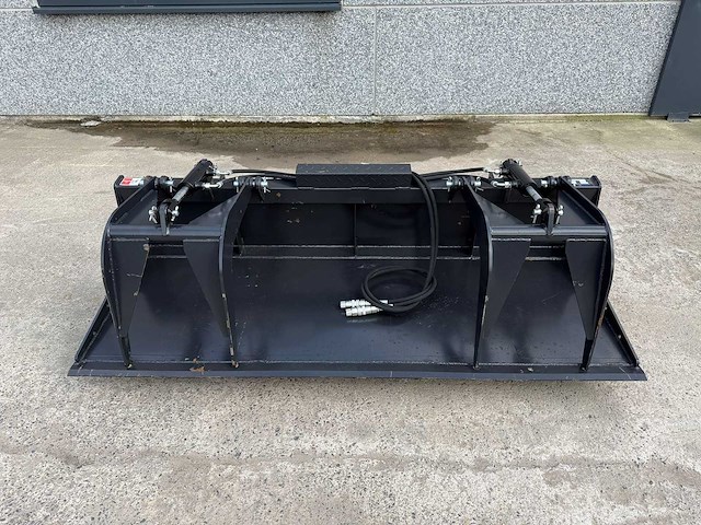 Castronix - 2025 - mestriek - voorzetapparatuur - afbeelding 8 van  10