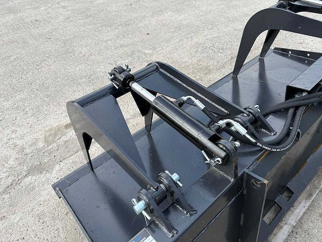 Castronix - 2025 - mestriek - voorzetapparatuur - afbeelding 9 van  10