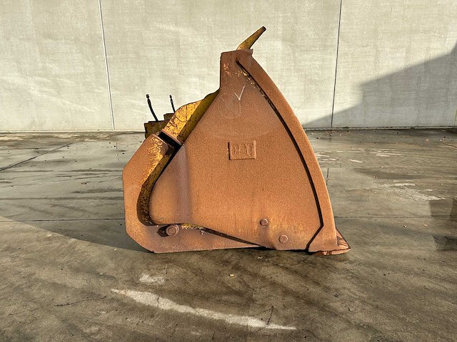 Cat - 2015 - ch-09-000132-15 - voorzetapparatuur - hoogkipbak - afbeelding 9 van  16