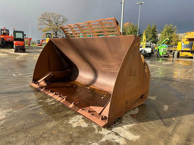 Cat - 2015 - ch-09-000132-15 - voorzetapparatuur - hoogkipbak - afbeelding 14 van  16