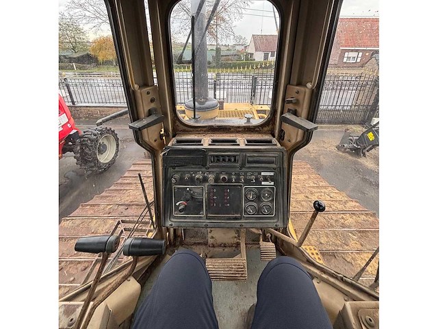 Caterpillar - 1997 - d5h - bulldozer - afbeelding 2 van  15