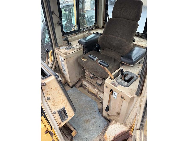 Caterpillar - 1997 - d5h - bulldozer - afbeelding 14 van  15