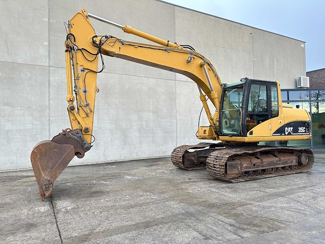 Caterpillar - 2004 - 315c - rupsgraafmachine - afbeelding 1 van  48