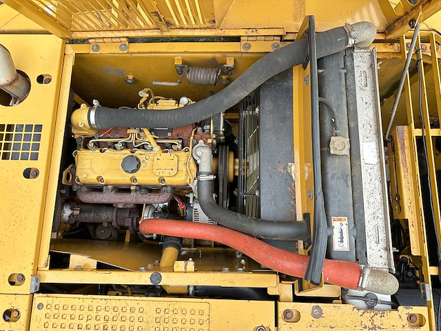 Caterpillar - 2004 - 315c - rupsgraafmachine - afbeelding 30 van  48