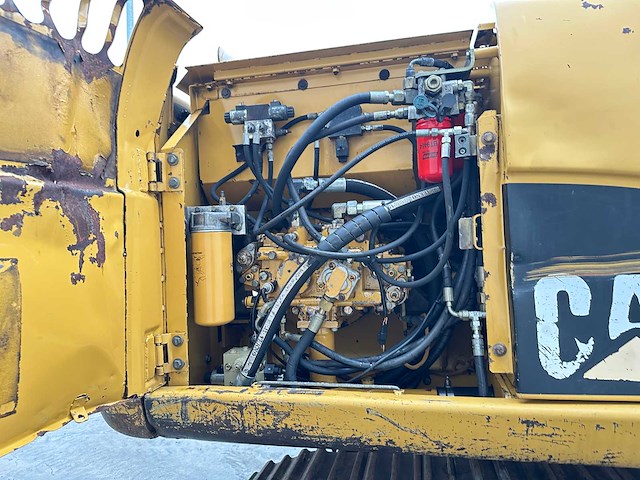 Caterpillar - 2004 - 315c - rupsgraafmachine - afbeelding 18 van  32