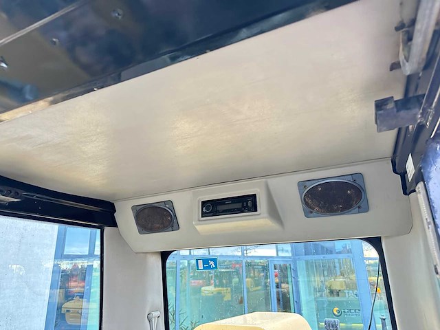 Caterpillar - 2004 - 315c - rupsgraafmachine - afbeelding 26 van  32