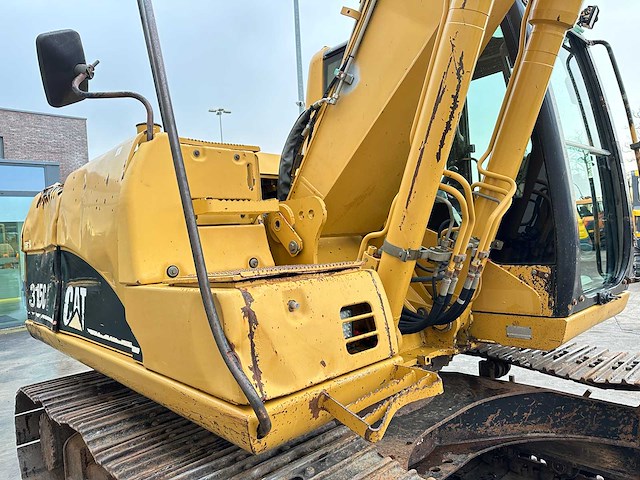 Caterpillar - 2004 - 315c - rupsgraafmachine - afbeelding 6 van  40