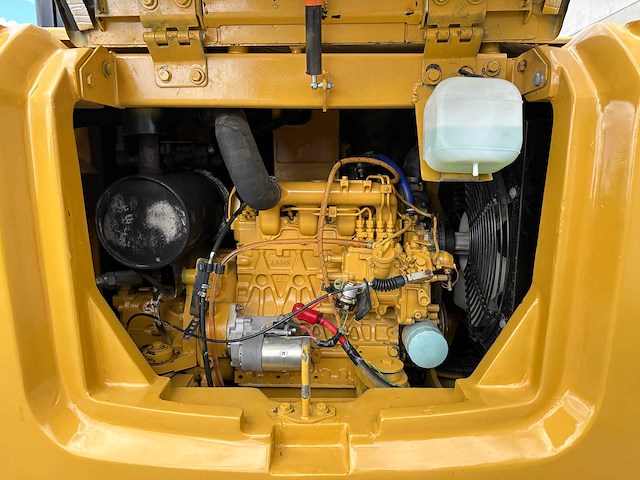 Caterpillar - 2011 - 305.5e2 - midigraafmachine - afbeelding 17 van  32