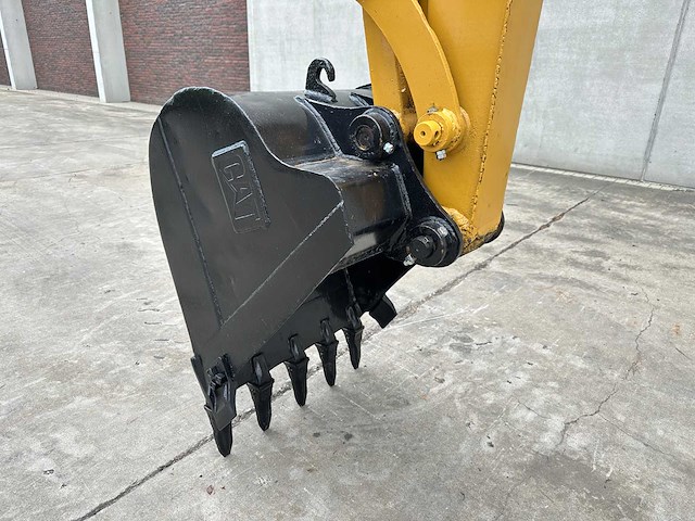 Caterpillar - 2013 - 305.5 - midigraafmachine - afbeelding 35 van  36