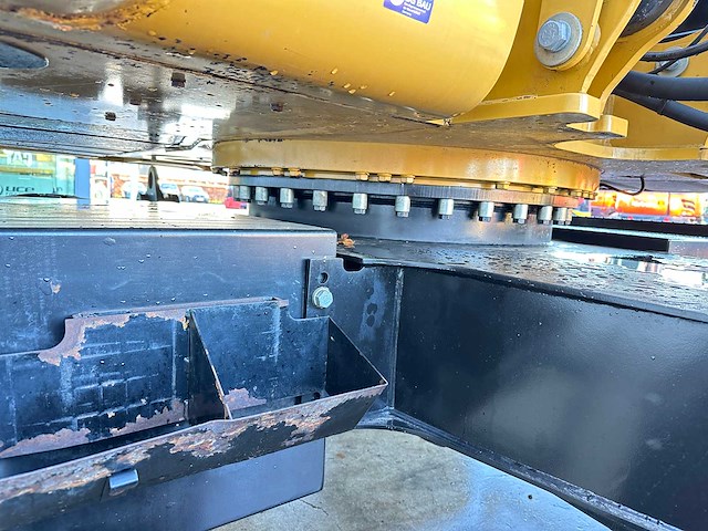 Caterpillar - 2014 - m313d - banden graafmachine - afbeelding 21 van  64