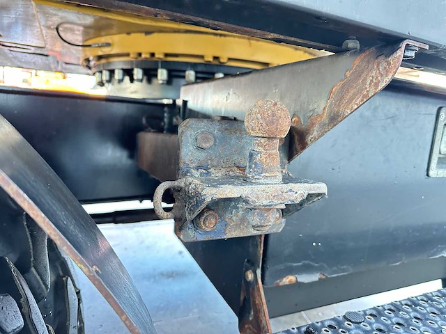 Caterpillar - 2014 - m313d - banden graafmachine - afbeelding 27 van  64