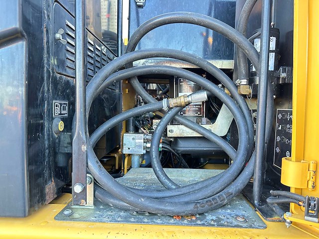 Caterpillar - 2014 - m313d - banden graafmachine - afbeelding 35 van  64