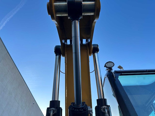 Caterpillar - 2014 - m313d - banden graafmachine - afbeelding 57 van  64