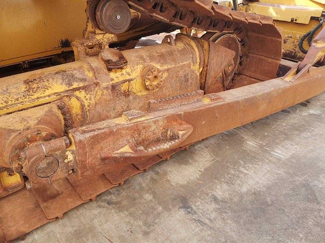Caterpillar - 2015 - d6t lgp - bulldozer - afbeelding 11 van  67