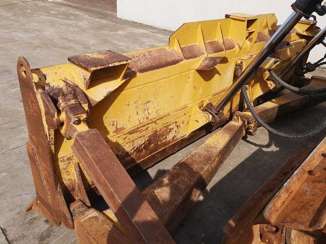 Caterpillar - 2015 - d6t lgp - bulldozer - afbeelding 3 van  67