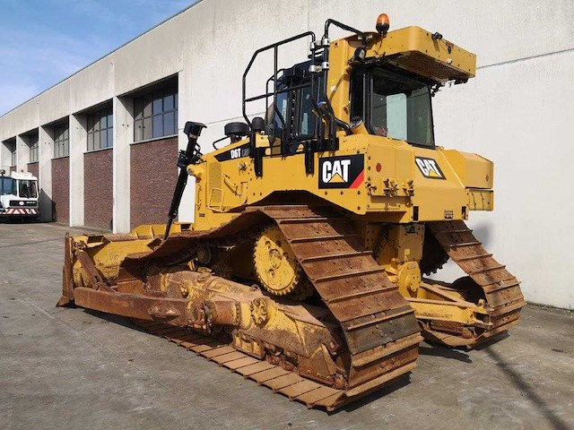 Caterpillar - 2015 - d6t lgp - bulldozer - afbeelding 65 van  67