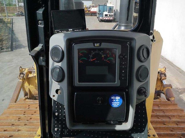 Caterpillar - 2015 - d6t lgp - bulldozer - afbeelding 44 van  67