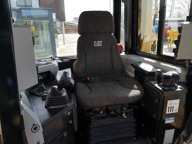 Caterpillar - 2015 - d6t lgp - bulldozer - afbeelding 43 van  67