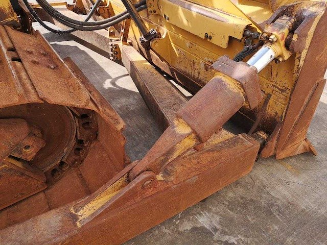 Caterpillar - 2015 - d6t lgp - bulldozer - afbeelding 5 van  29