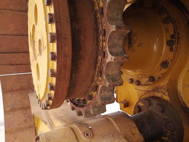 Caterpillar - 2015 - d6t lgp - bulldozer - afbeelding 15 van  29