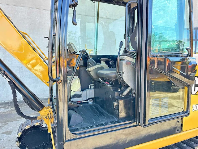 Caterpillar - 2016 - 305.5e2 - midigraafmachine - afbeelding 27 van  43