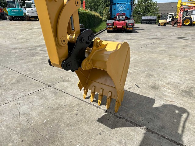 Caterpillar - 2017 - 305.5e2 - midigraafmachine - afbeelding 2 van  41