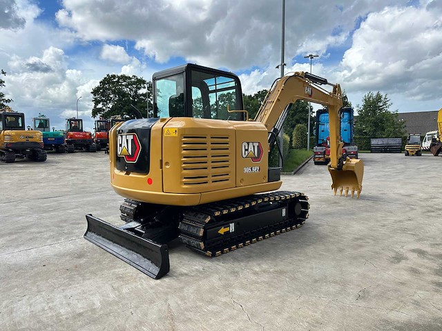 Caterpillar - 2017 - 305.5e2 - midigraafmachine - afbeelding 34 van  41