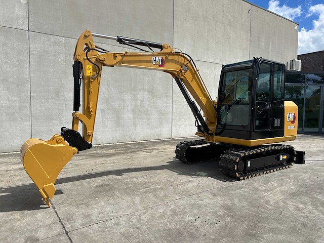 Caterpillar - 2017 - 305.5e2 - midigraafmachine - afbeelding 1 van  14