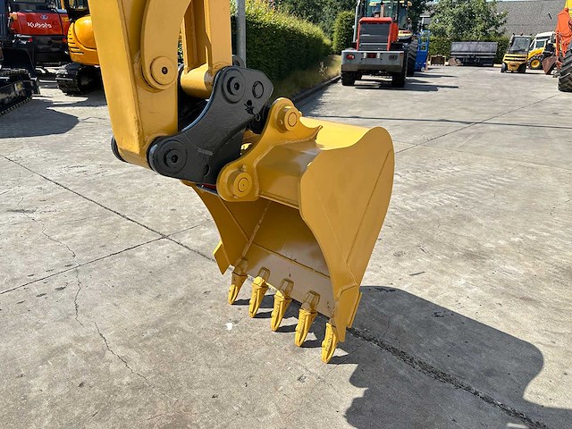 Caterpillar - 2018 - 305.5e2 - midigraafmachine - afbeelding 13 van  41