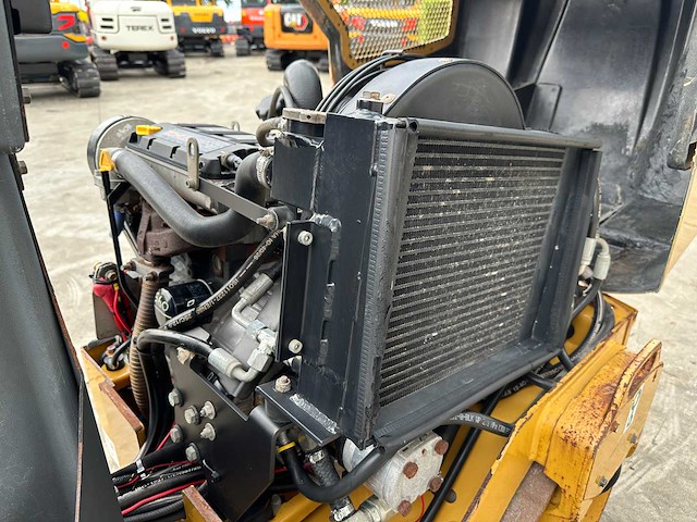 Caterpillar - 2018 - cb14b - duowals - afbeelding 17 van  31