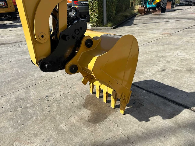 Caterpillar - 2022 - 305.5e2 - midigraafmachine - afbeelding 2 van  37